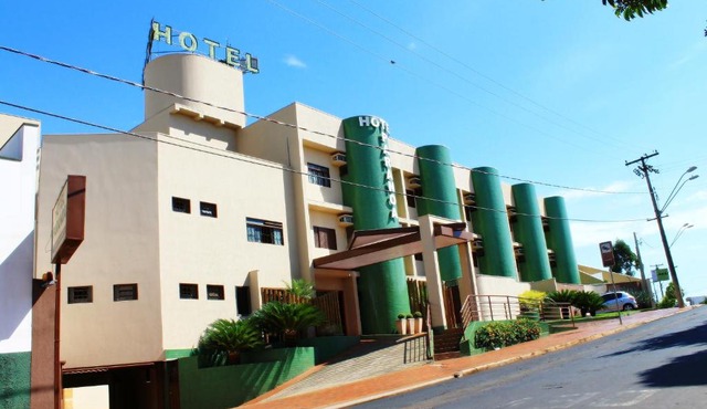 Hotel Paranoa