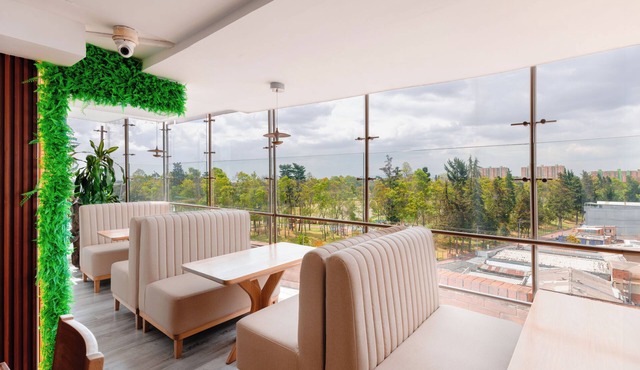 Hotel Parque 63