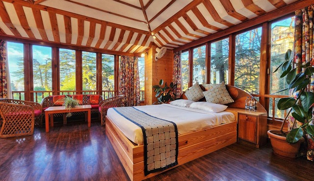 Hotel Pineview Shimla
