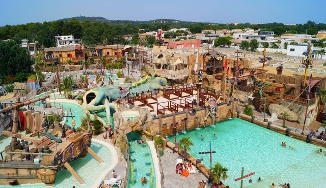 Hotel Pirates World