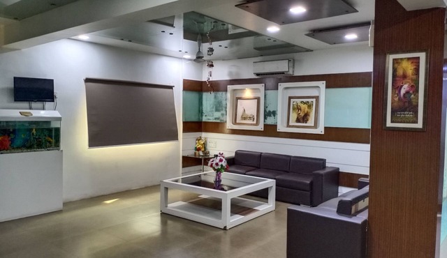 Hotel Platinum