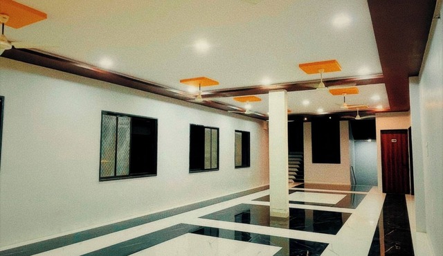 Hotel Pratham