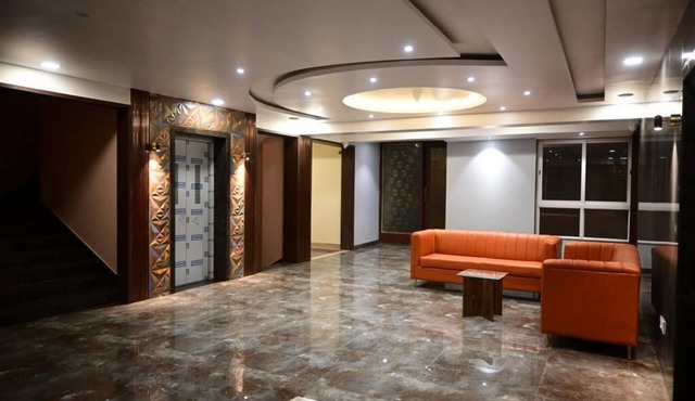 HOTEL PRIME SQUARE