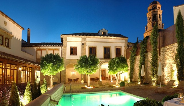 Hotel Puerta de la Luna