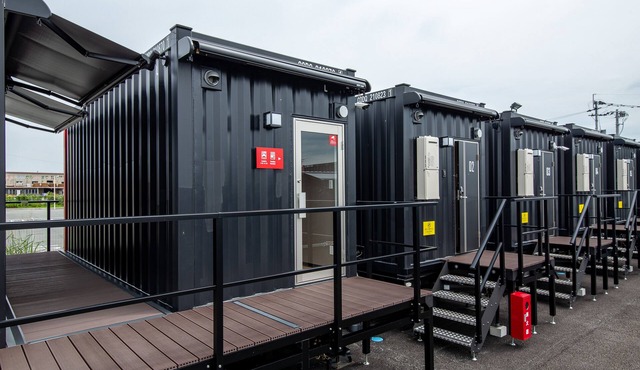 HOTEL R9 The Yard Uki