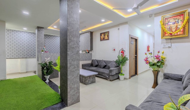 Hotel Radhe