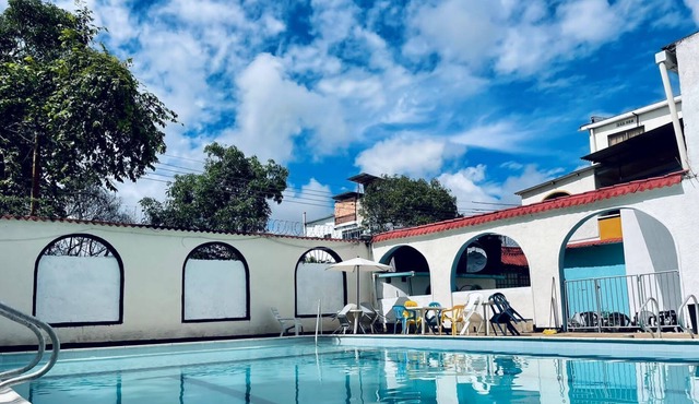 Hotel rae