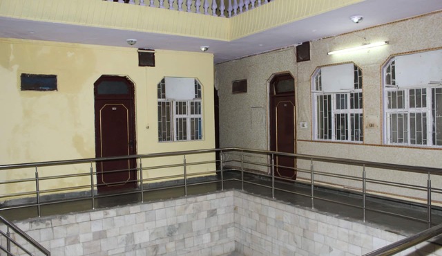 Hotel Raj Bed & Breakfast