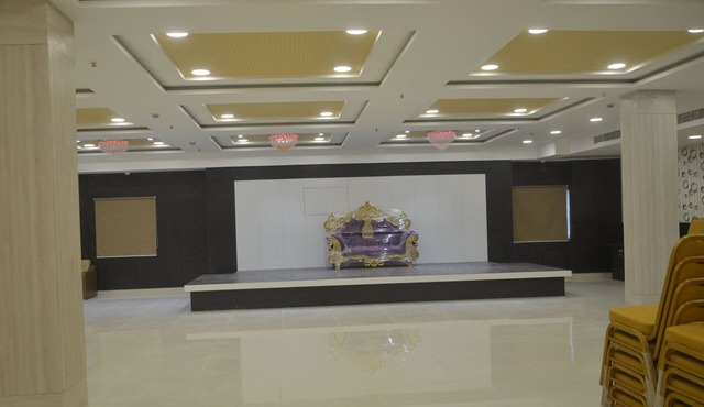 Hotel Rajeev Regency