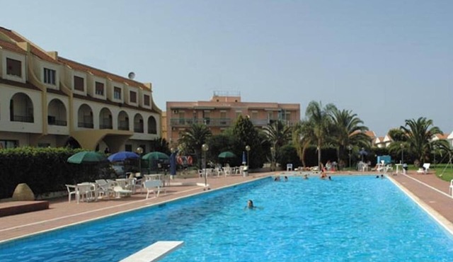 Hotel Relax