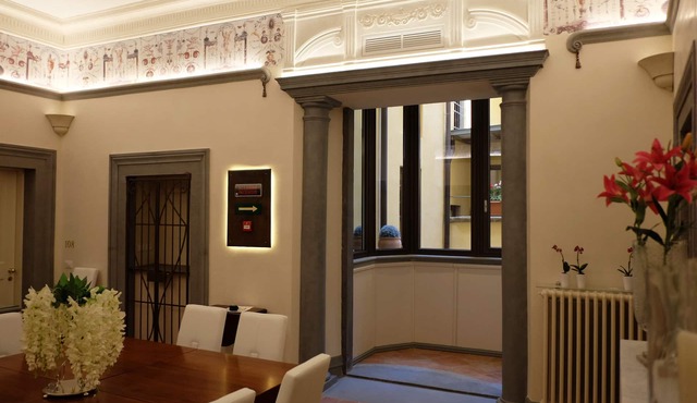 Hotel Renaissance