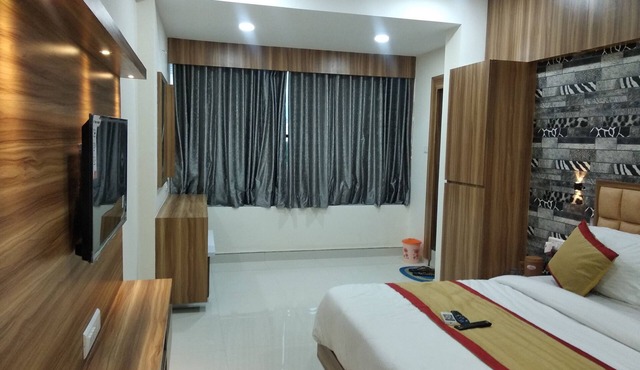 Hotel Rest & Ride