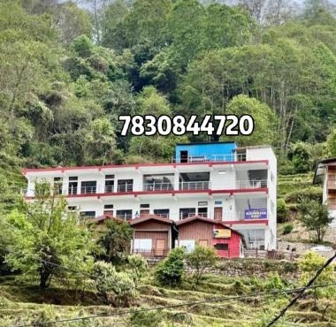 Hotel Rishwasha