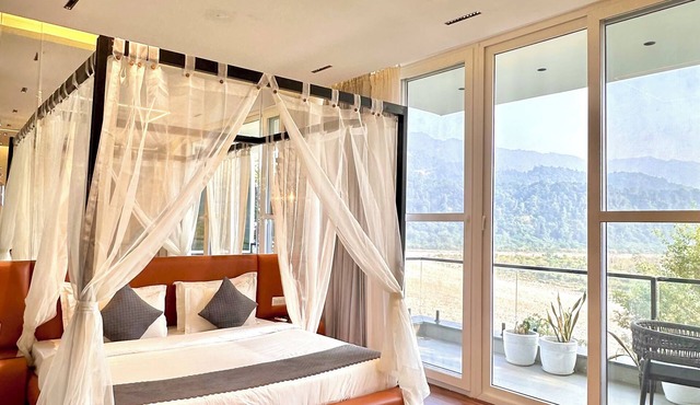 Hotel River Heaven by TNT Ventures