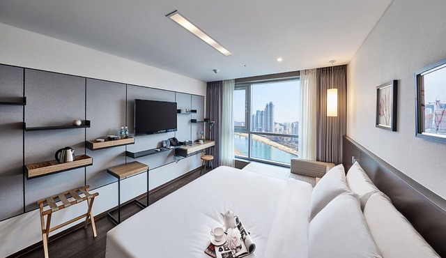 Hotel Riverside
