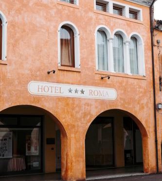 Hotel Roma