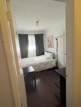 Hotel Room 2