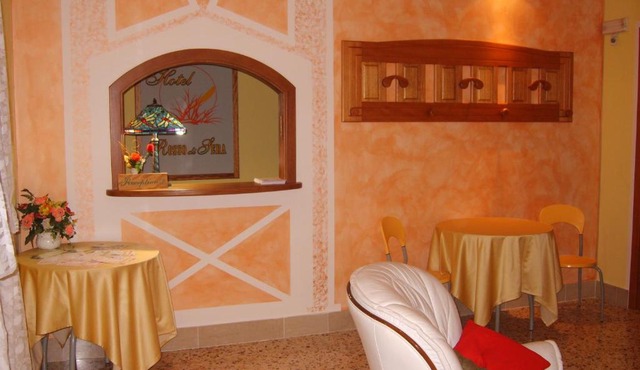 Hotel Rosso Di Sera
