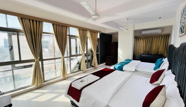 Hotel Royal Sky