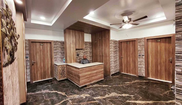 Hotel Royal Vrindavan