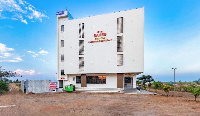 Hotel Saheb