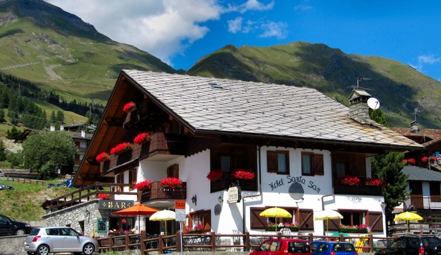 Hotel Santa San