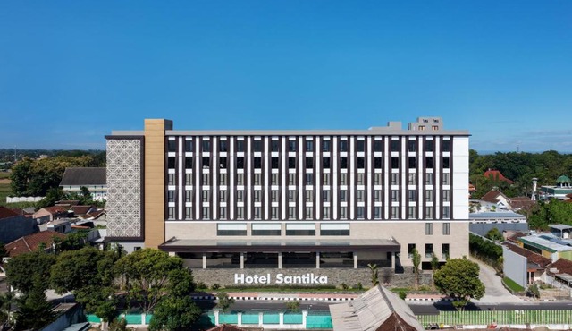 Hotel Santika Blitar