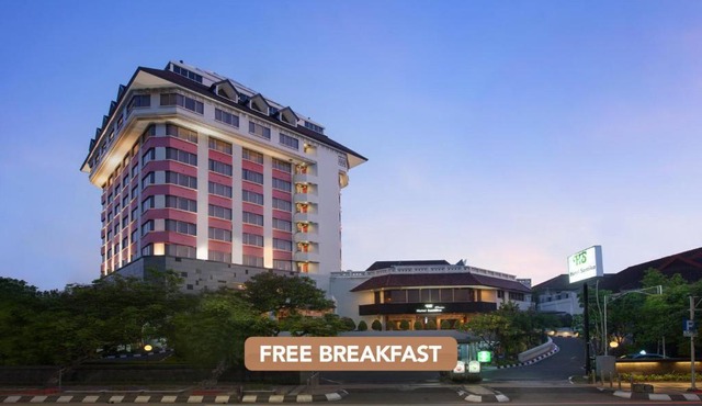 Hotel Santika Premiere Semarang