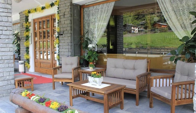 Hotel Sarre