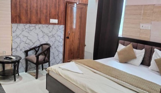 HOTEL SATYA