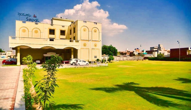 Hotel Sepal