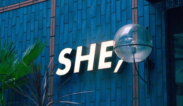 Hotel She, Osaka
