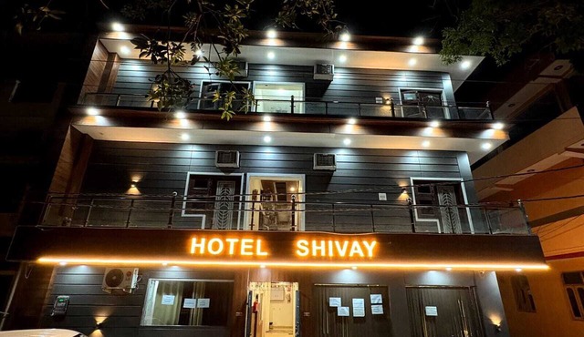Hotel shivay