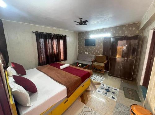 Hotel shree