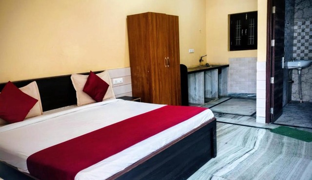 Hotel Shree Pyare Mohan Dham by Budget Hotel Stay