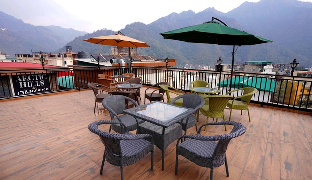 Hotel Silver Inn by PENTAURA