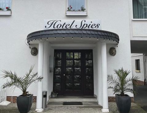 Hotel Spies