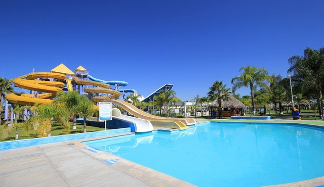 Hotel Splash Inn