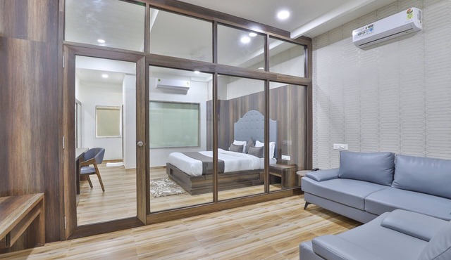 Hotel SR Regency