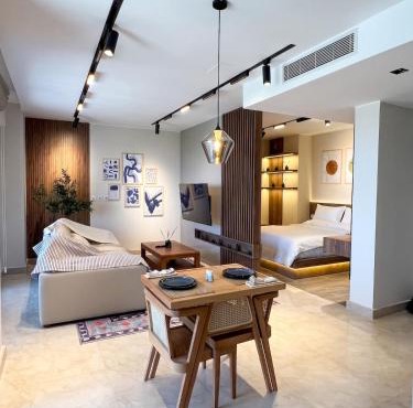 Hotel-Style Studio Apartment in ZED West Towers