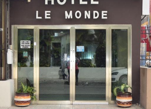 Hotel Suites Le Monde