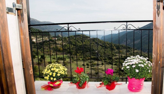 Hotel Tefthis
