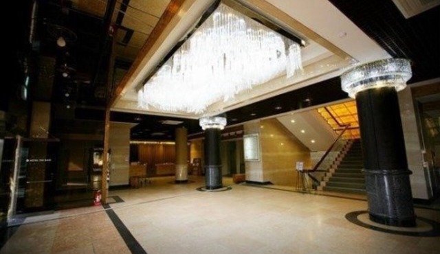 Hotel The Base