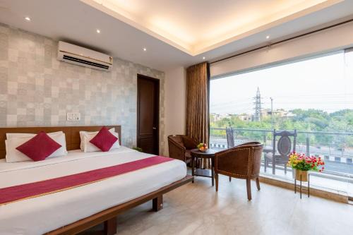 Hotel The Imperio, Near Apollo Hospital, JASOLA