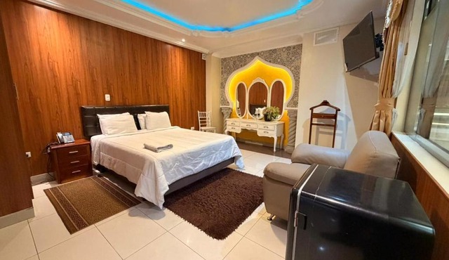 Hotel Troya