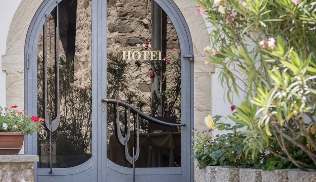 Hotel Tyrol