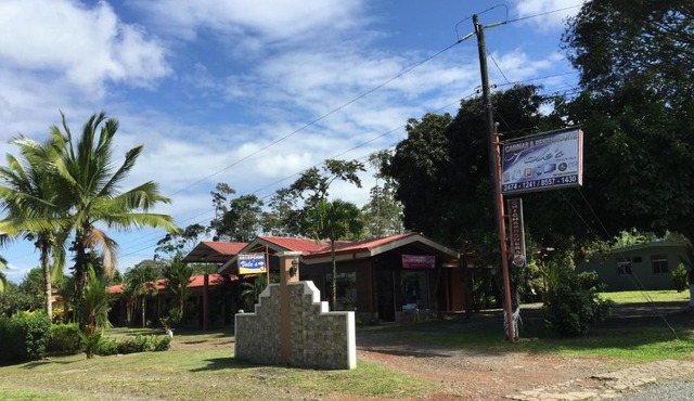 Hotel Vale's