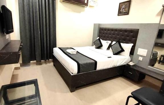 HOTEL VIGHNESHWARA INN