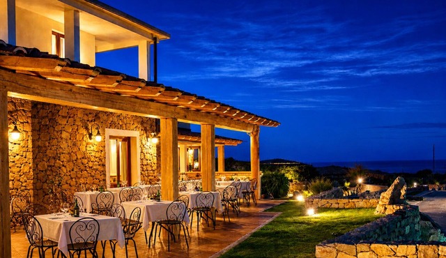 Hotel Villa Gustui Maris