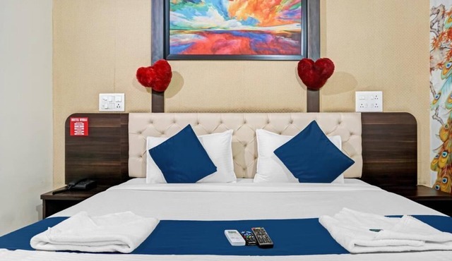HOTEL VIRAJ